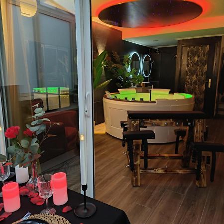 La Loveroom Bdsm De Nice " La Chambre Luxe Des Desirs " Eksteriør bilde