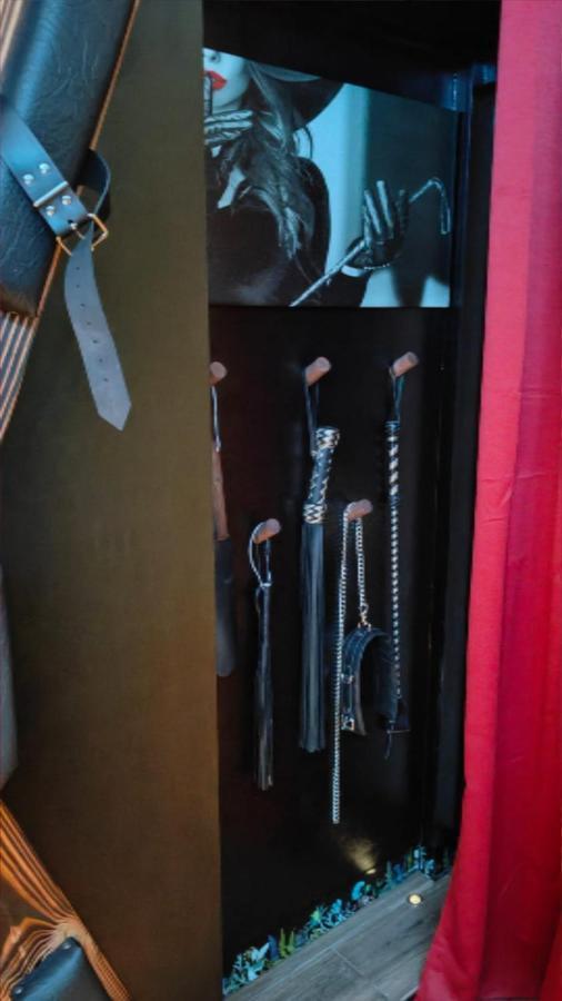 La Loveroom Bdsm De Nice " La Chambre Luxe Des Desirs " Eksteriør bilde