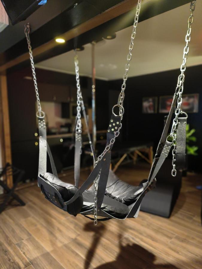 La Loveroom Bdsm De Nice " La Chambre Luxe Des Desirs " Eksteriør bilde